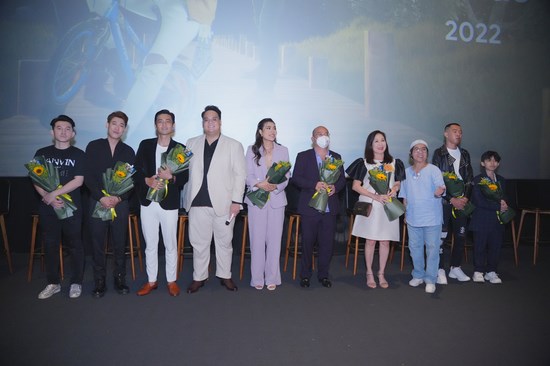Nghệ sĩ Hoàng Sơn gom Sao làm phim web drama 'Đây là ông già của tao'