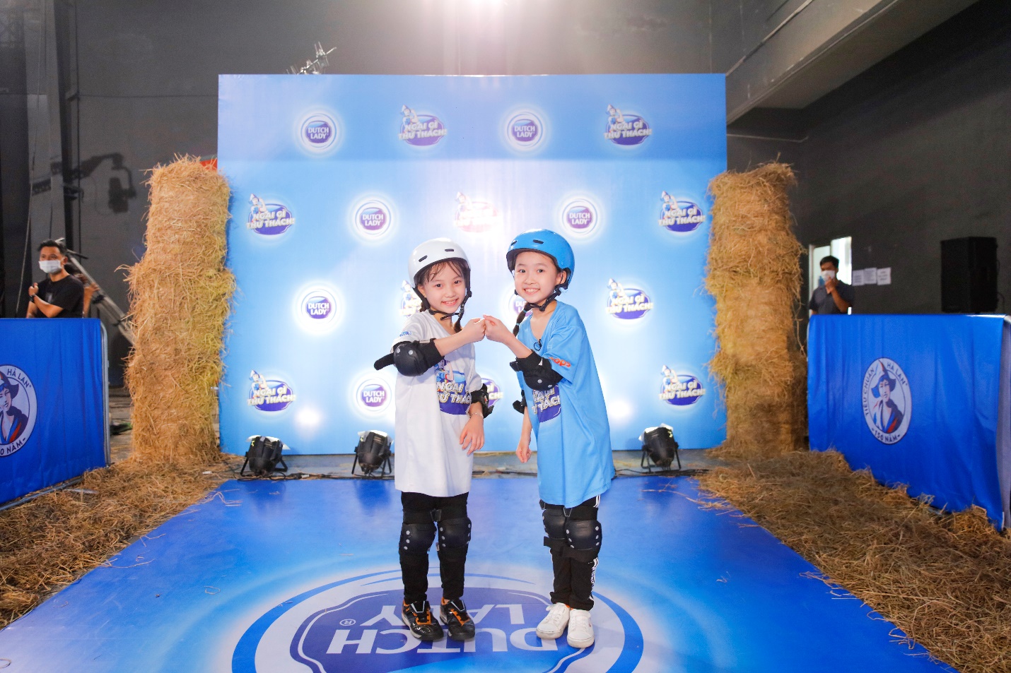 Yêu xỉu với những đôi bạn cạ cứng luôn kiên cường trong gameshow "Ngại gì thử thách"