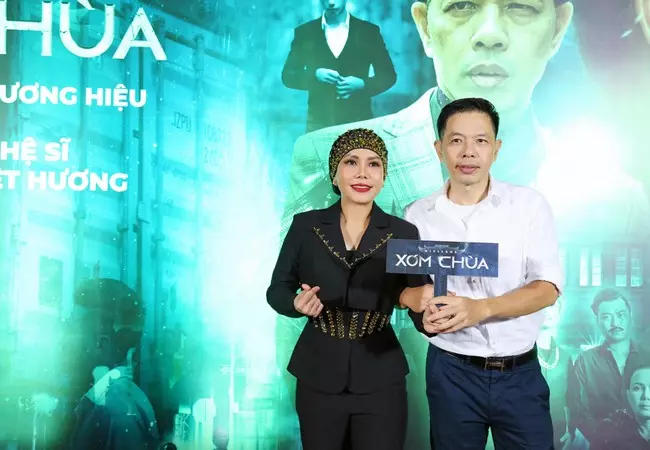 Thái Hòa lần đầu nhận lời đóng web drama XÓM CHÙA của Việt Hương