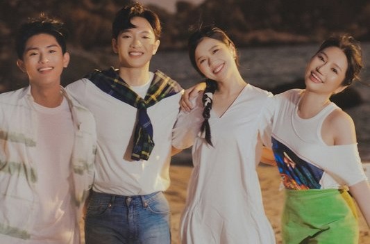  Hương Mùa Hè lọt No.1 iTunes và Apple Music, tiếp tục làm mới toàn hit bự Vpop Hộp thư đến
