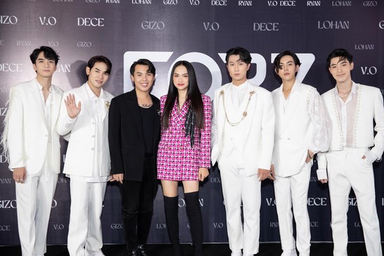  Five6 Entertainment chi 8 tỷ đồng cho 3 năm thành lập nhóm FOR7