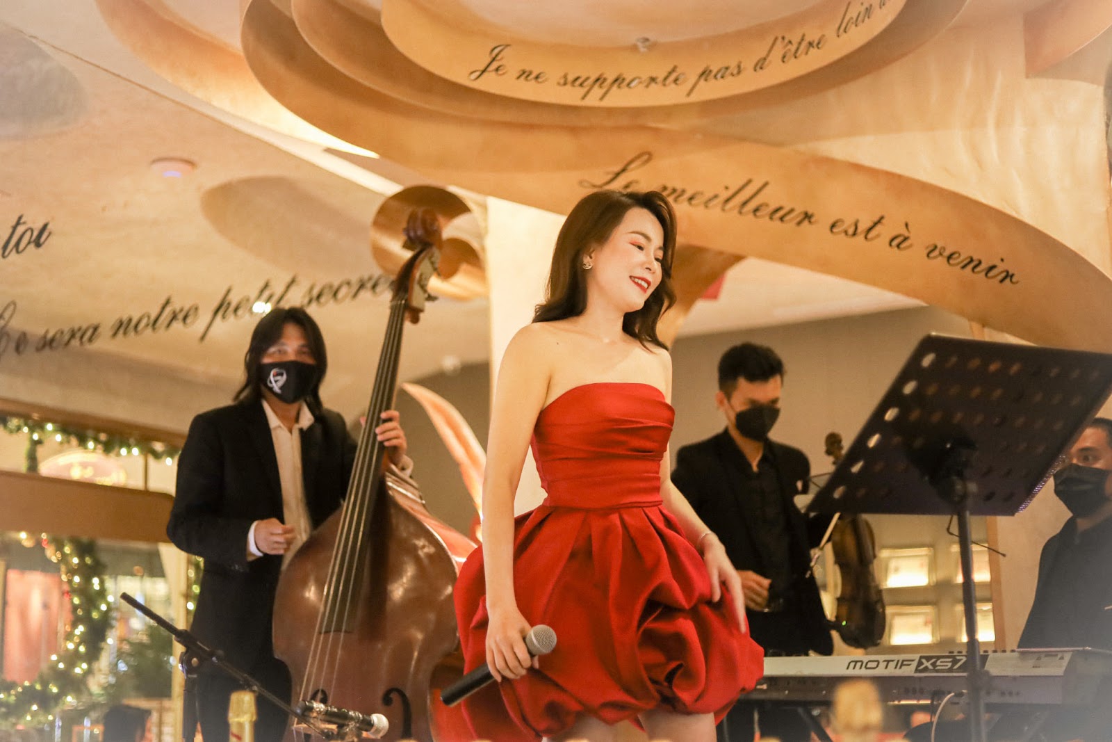 Mô tả hình
