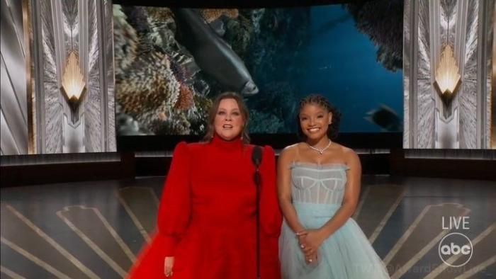Halle Bailey mang trailer Nàng Tiên Cá giới thiệu tại Lễ trao giải Oscar 2023 
