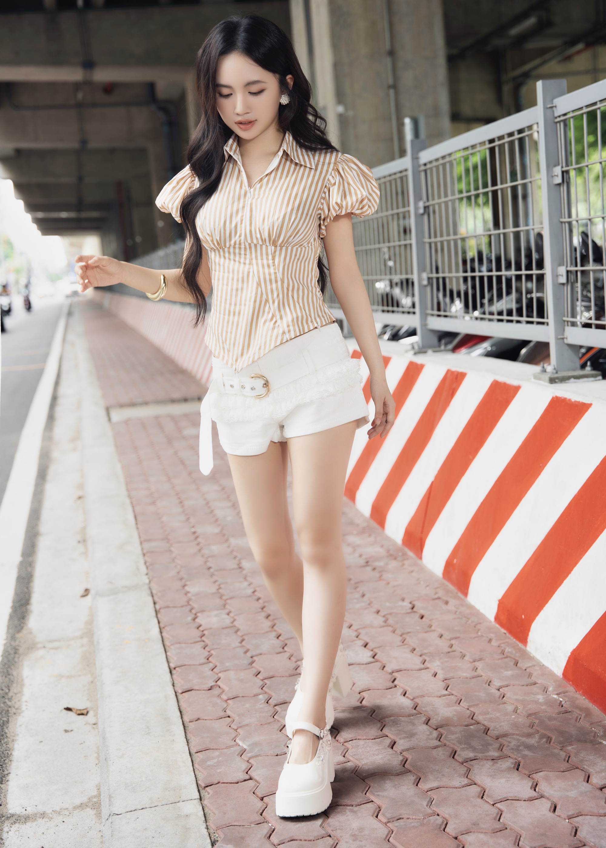 Mô tả hình