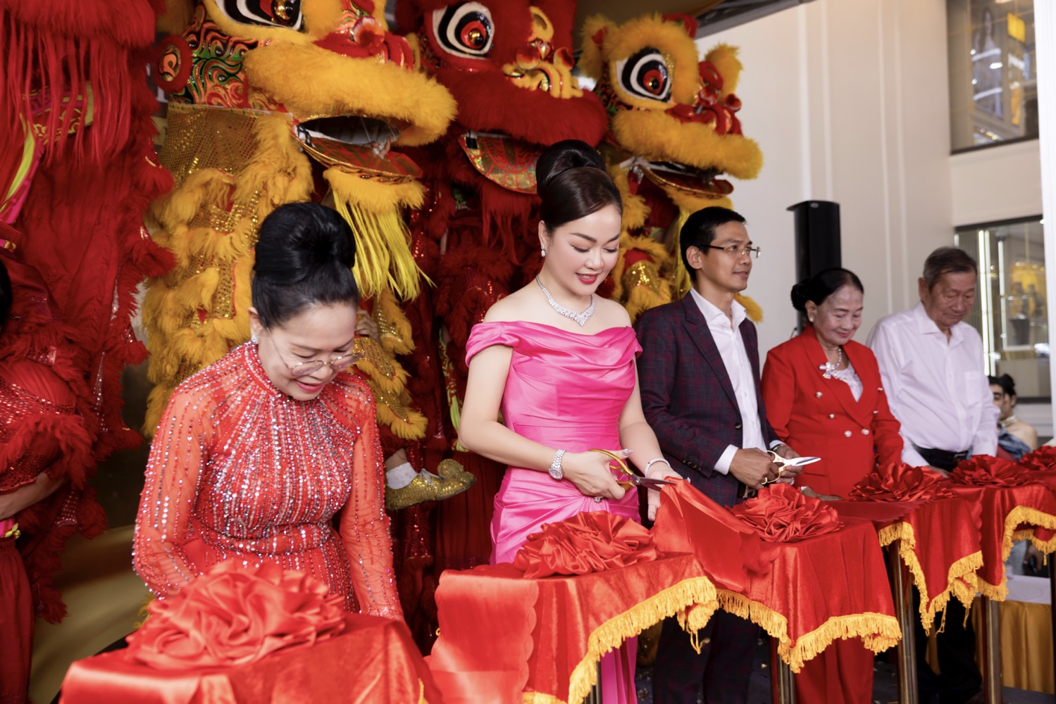 Mô tả hình
