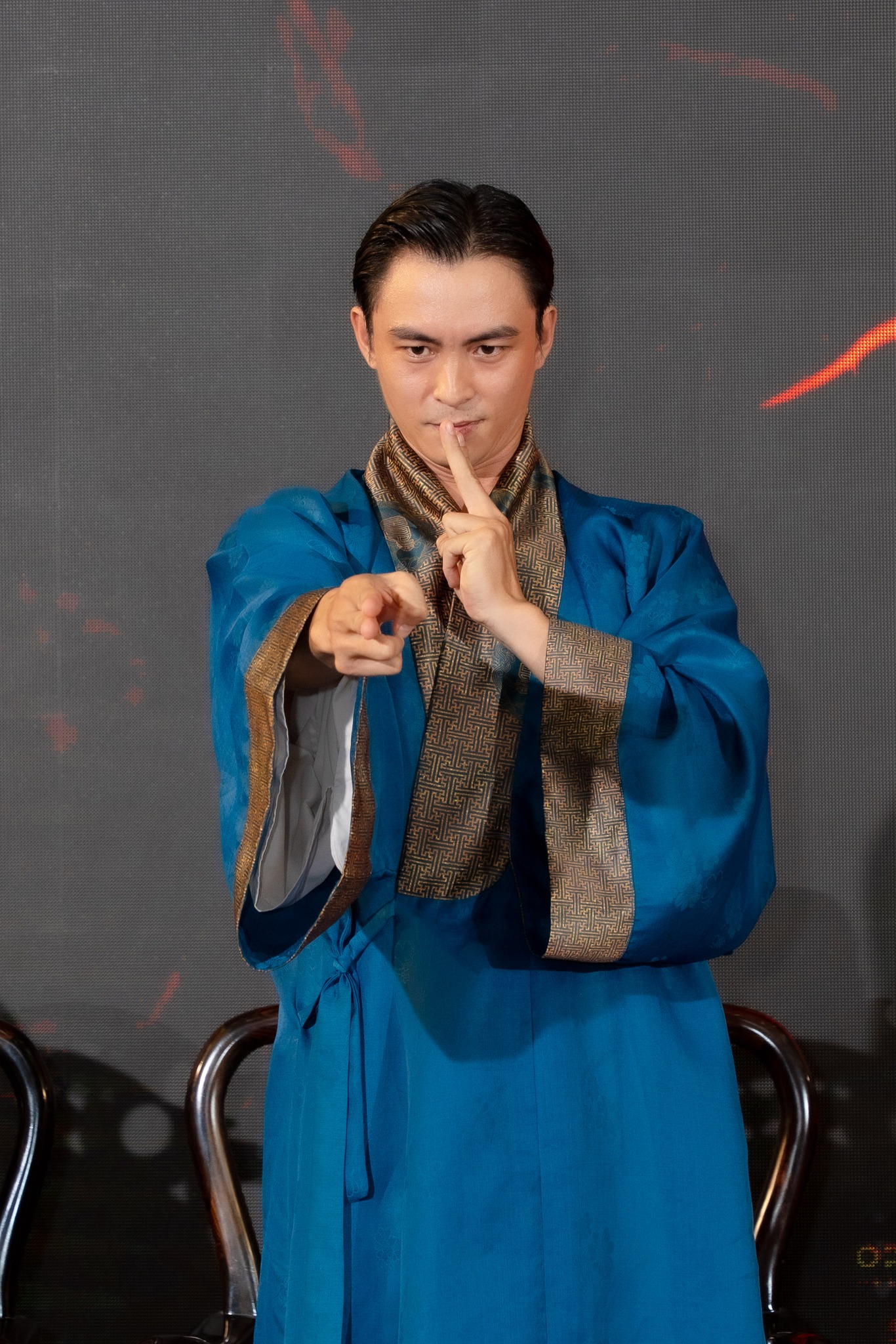 Mô tả hình