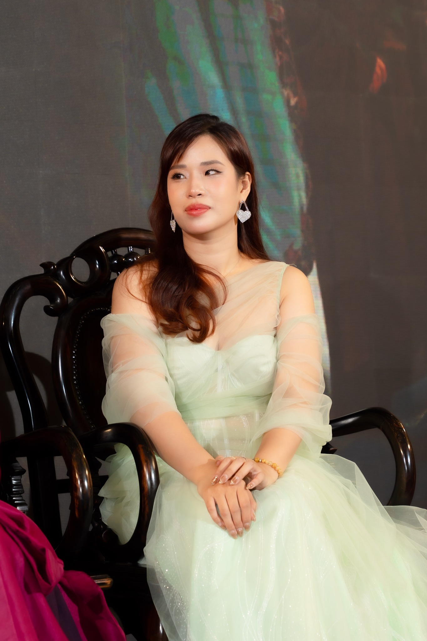 Mô tả hình