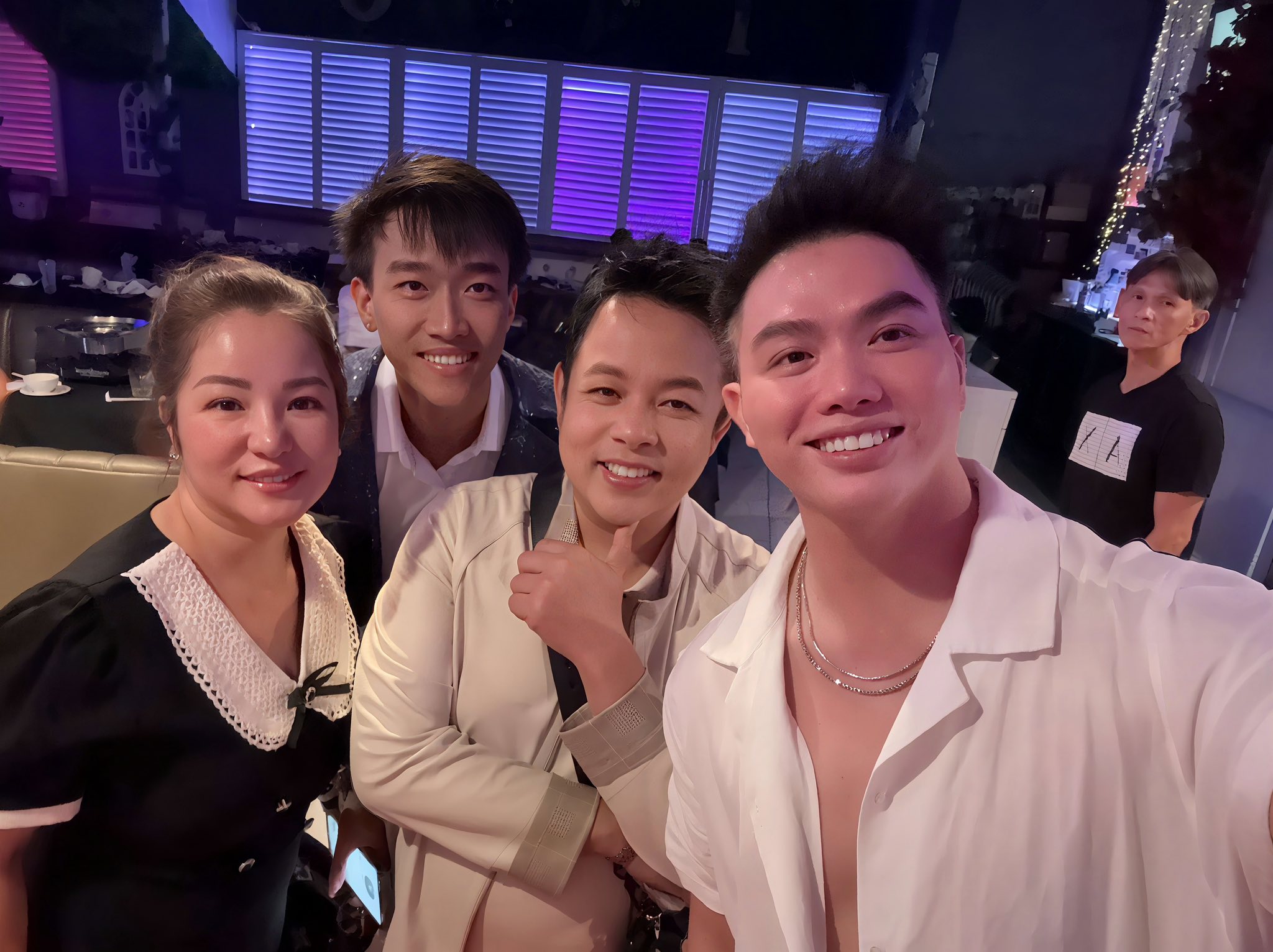 Mô tả hình