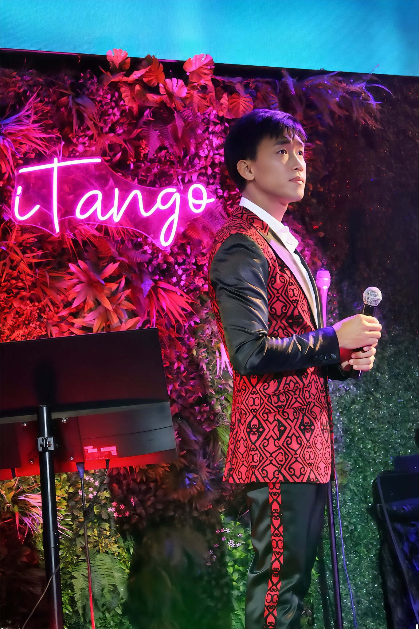 Mô tả hình