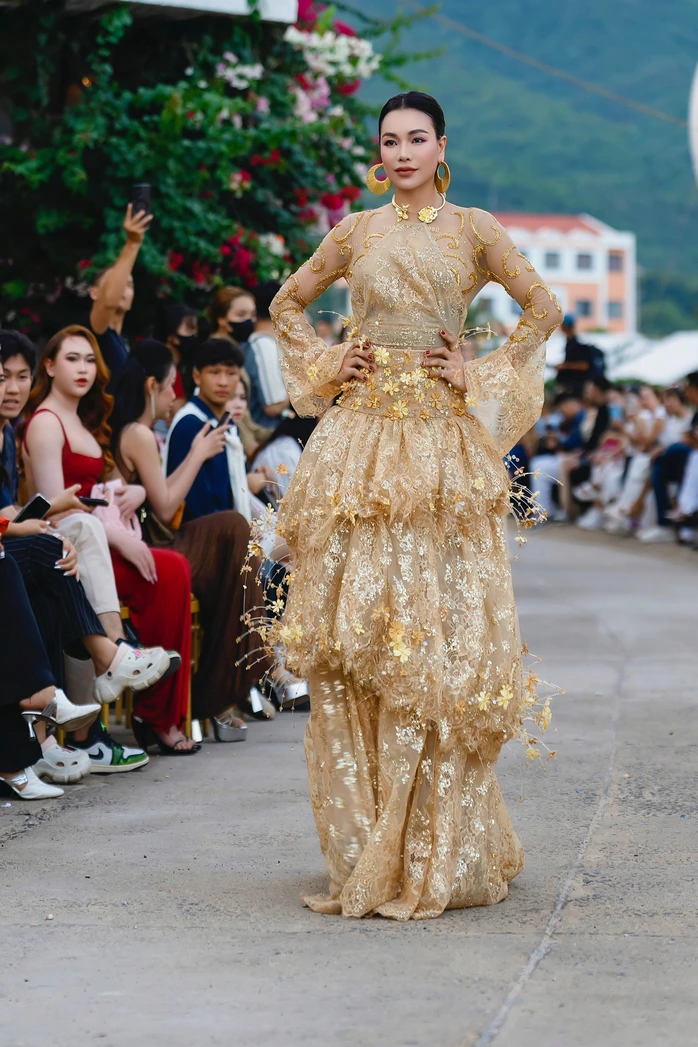 Mô tả hình