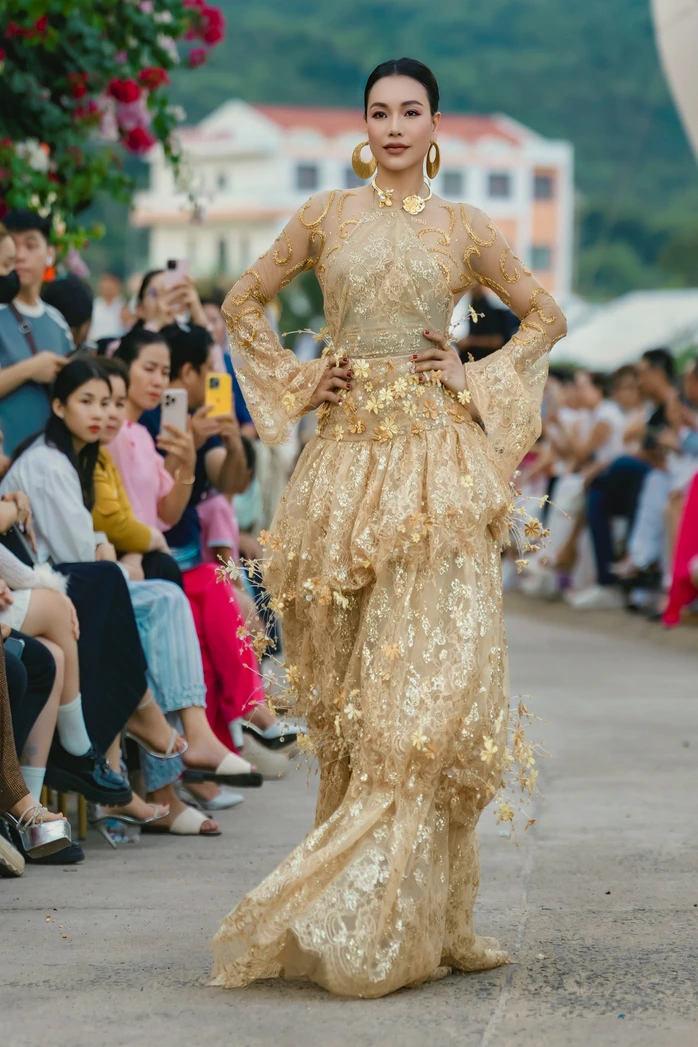 Mô tả hình