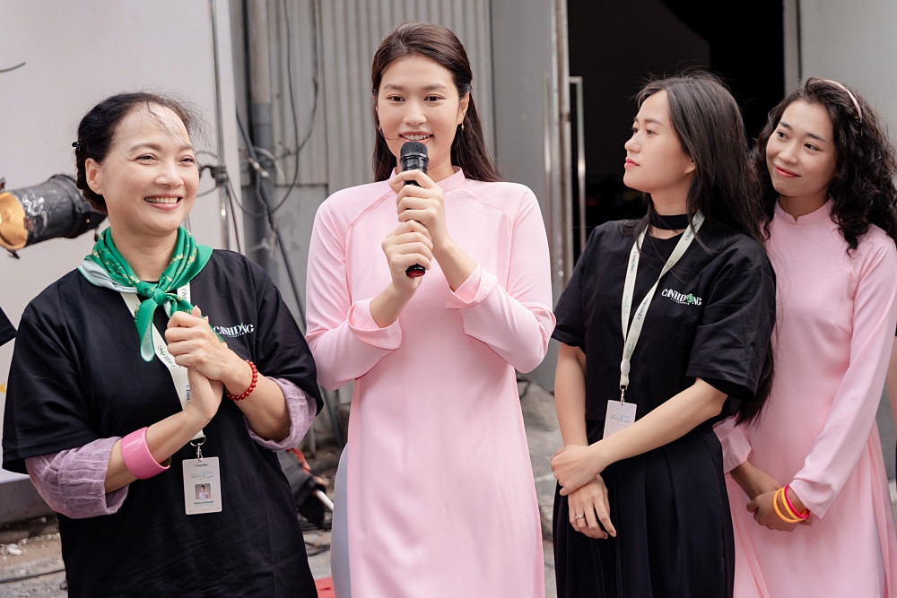 Mô tả hình