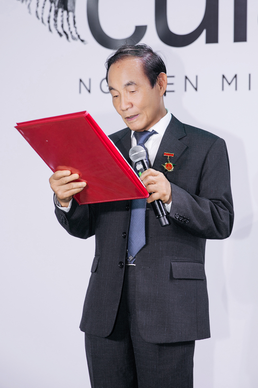 Mô tả hình