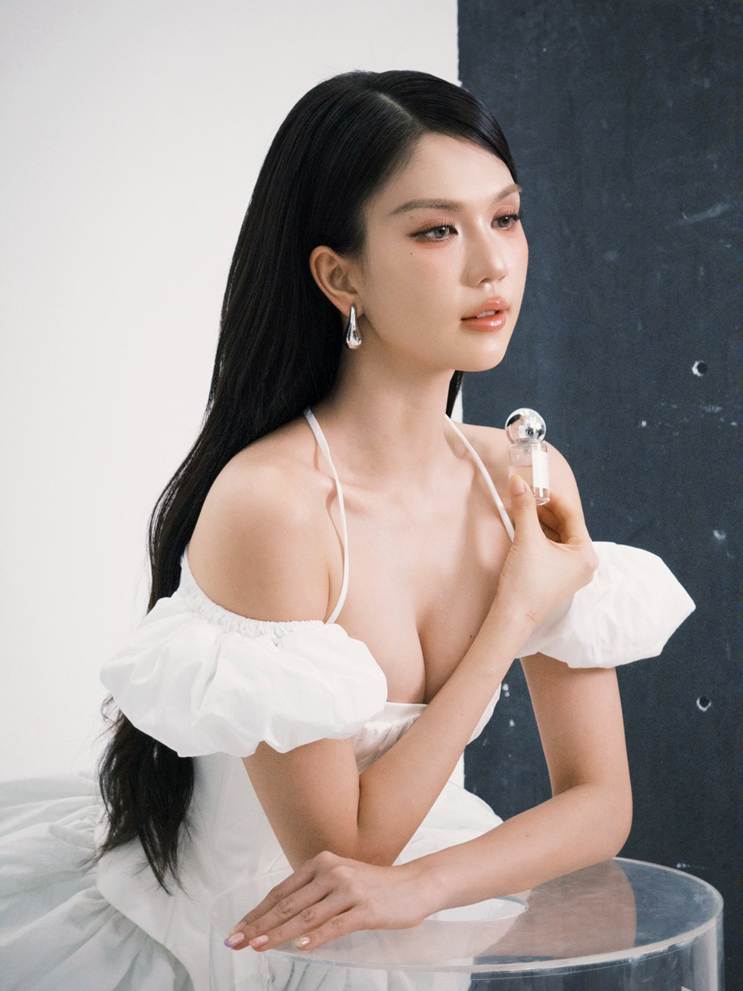 Mô tả hình