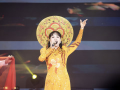 Trang Nhung tỏa sáng tại  Vesak Rạng Ngời