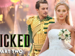 Ariana Grande “lột xác” ấn tượng trong WICKED: Phần 2