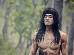 Lương Thế Thành khoe thể hình trong Hoàng Tử Quỷ