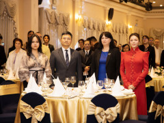 Lý Nhã Kỳ chủ trì lễ 75 năm Việt – Romania