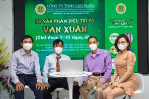 Cty TNHH Vạn Xuân ra mắt gói thuốc đông y hỗ trợ điều trị cho bệnh nhân Covid