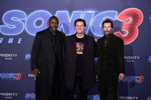 Keanu Reeves, Jim Carrey hội ngộ trên thảm đỏ công chiếu Nhím Sonic 3 tại London