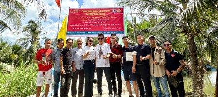 “Nhịp Thời Gian” lan tỏa yêu thương khắp miền Tây