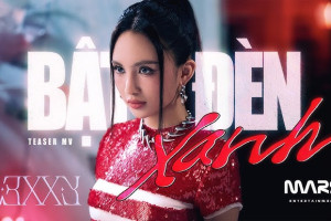 LEXXY tiếp tục "bật đèn xanh" đốn tim fan