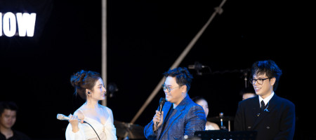 Chuyện tình show và màn tái hợp bất ngờ