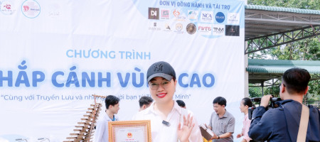Hoa hậu Hoàng Thanh Nga gắn kết gia đình và thiện nguyện