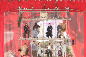 H&M Glenn Martens bùng nổ cá tính thời trang