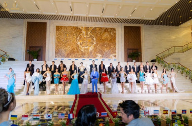Hoa hậu Nam vương tỏa sáng tại Bình Định