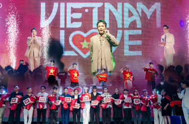 Dàn sao hội tụ tại sự kiện ra mắt Viet Nam Love