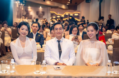 Ngôi sao Việt hội tụ tại sự kiện Những Nốt Hương Độc Bản