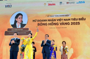 CEO Lê Hồng Thủy Tiên được tôn vinh